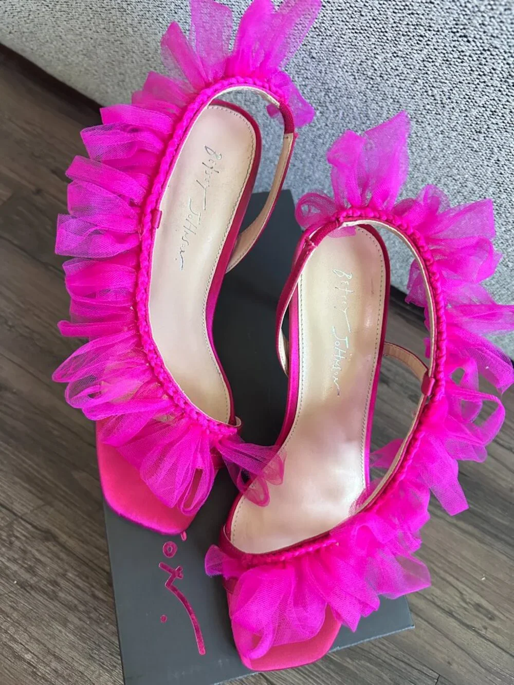 Betsey Johnson Fuchsia Pink Tulle Heels - Size 9.5